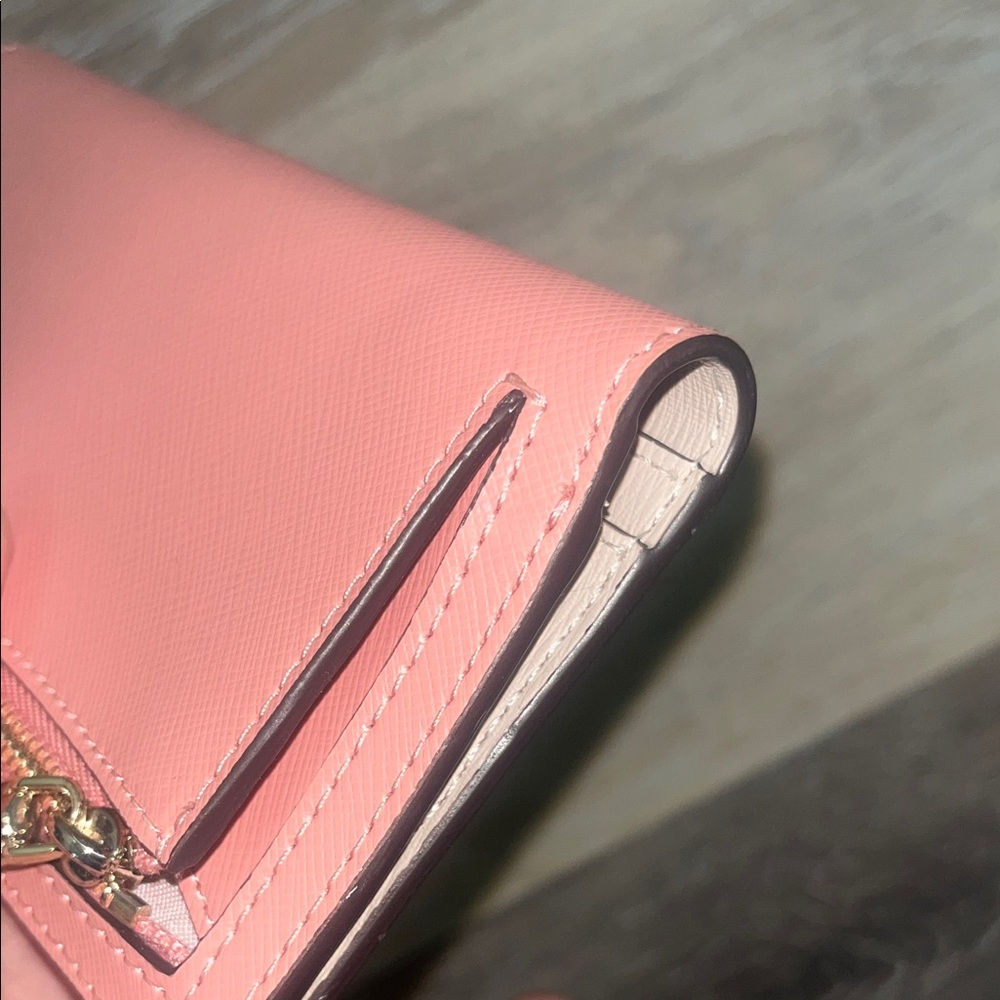 Kate Spade Coral Wallet - Picture 5 of 9
